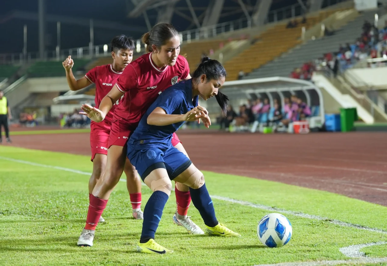 Hajar Kamboja 3-1, Timnas...