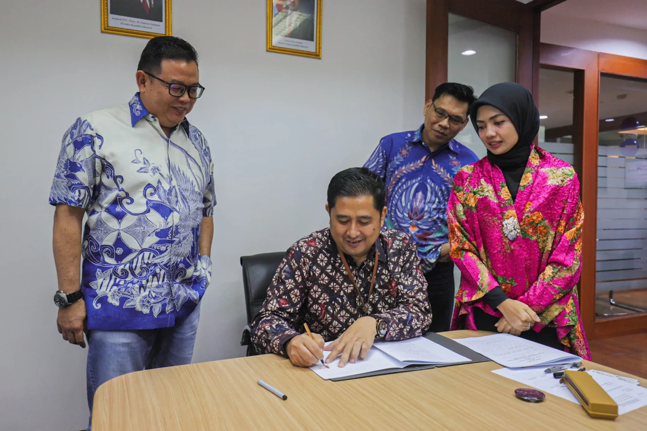 Sinergi MNC Leasing...
