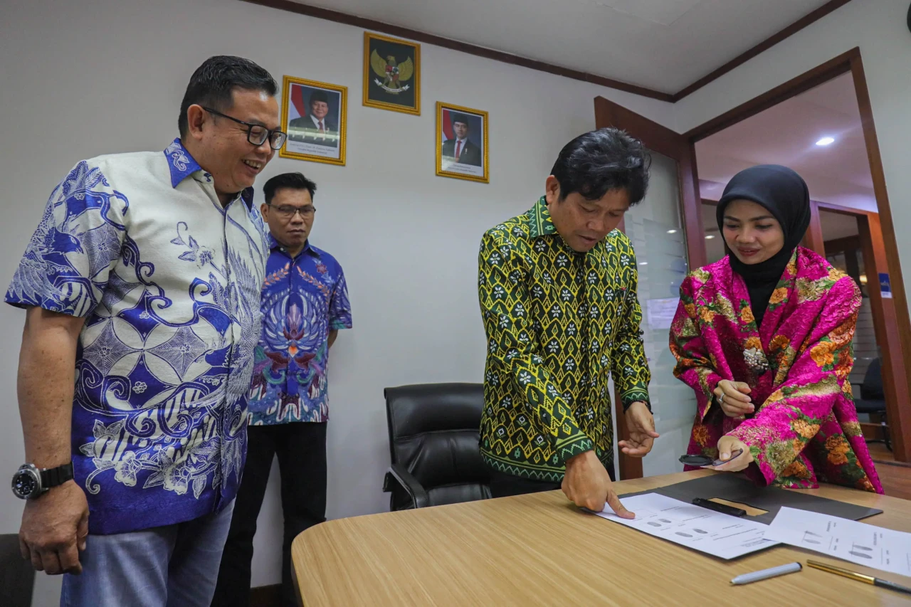 Sinergi MNC Leasing...