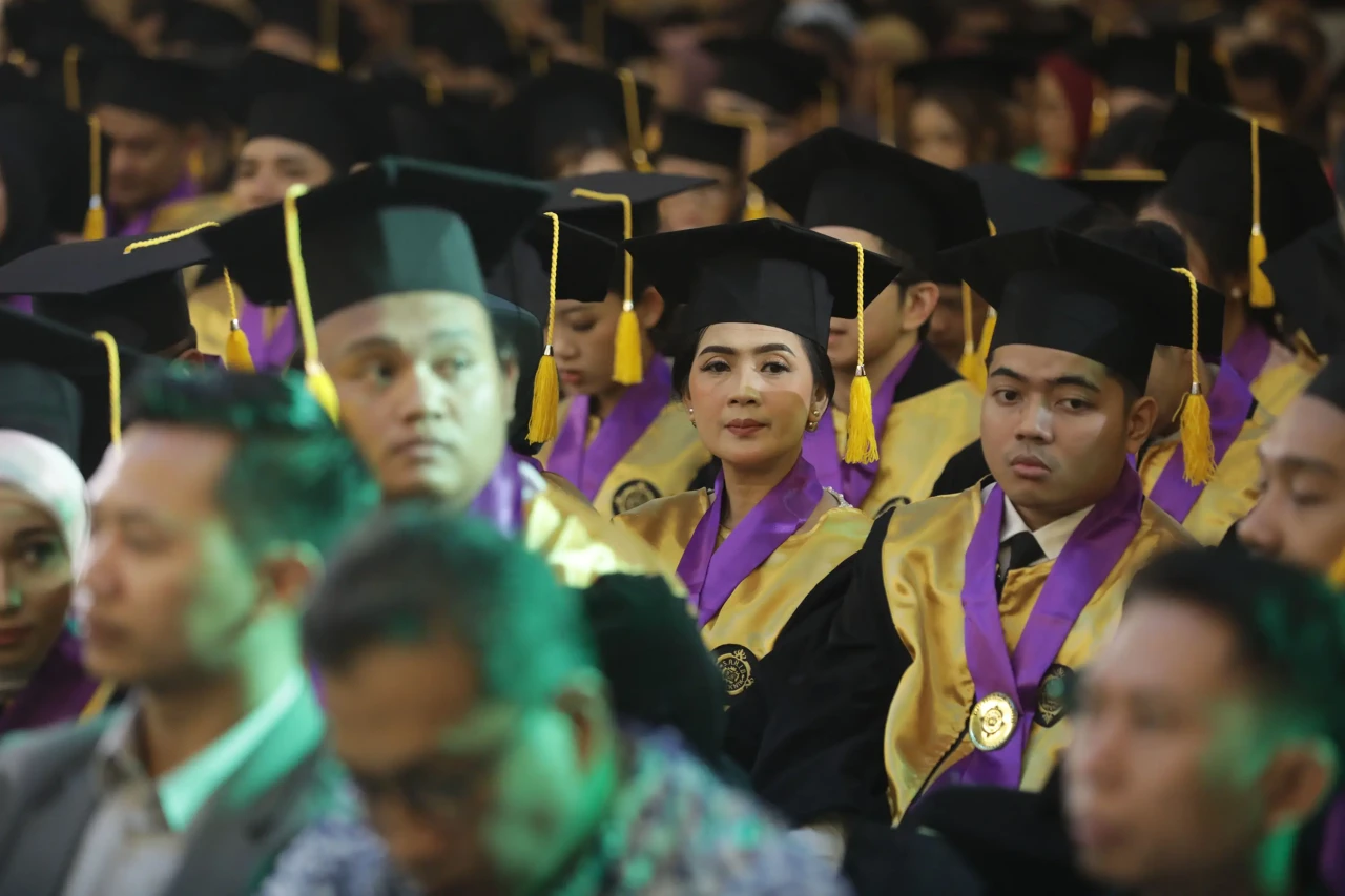 Politeknik Sahid Gelar...