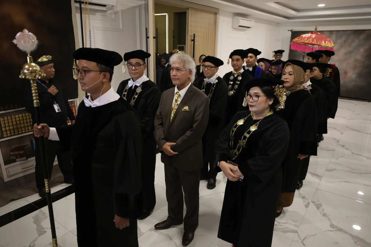 Politeknik Sahid Gelar...