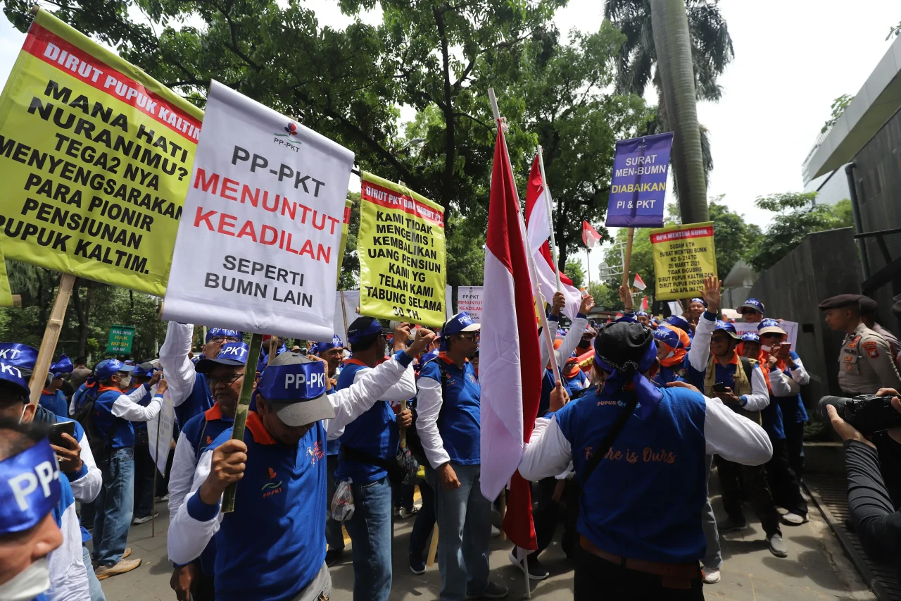 Ratusan Pensiunan Pegawai...