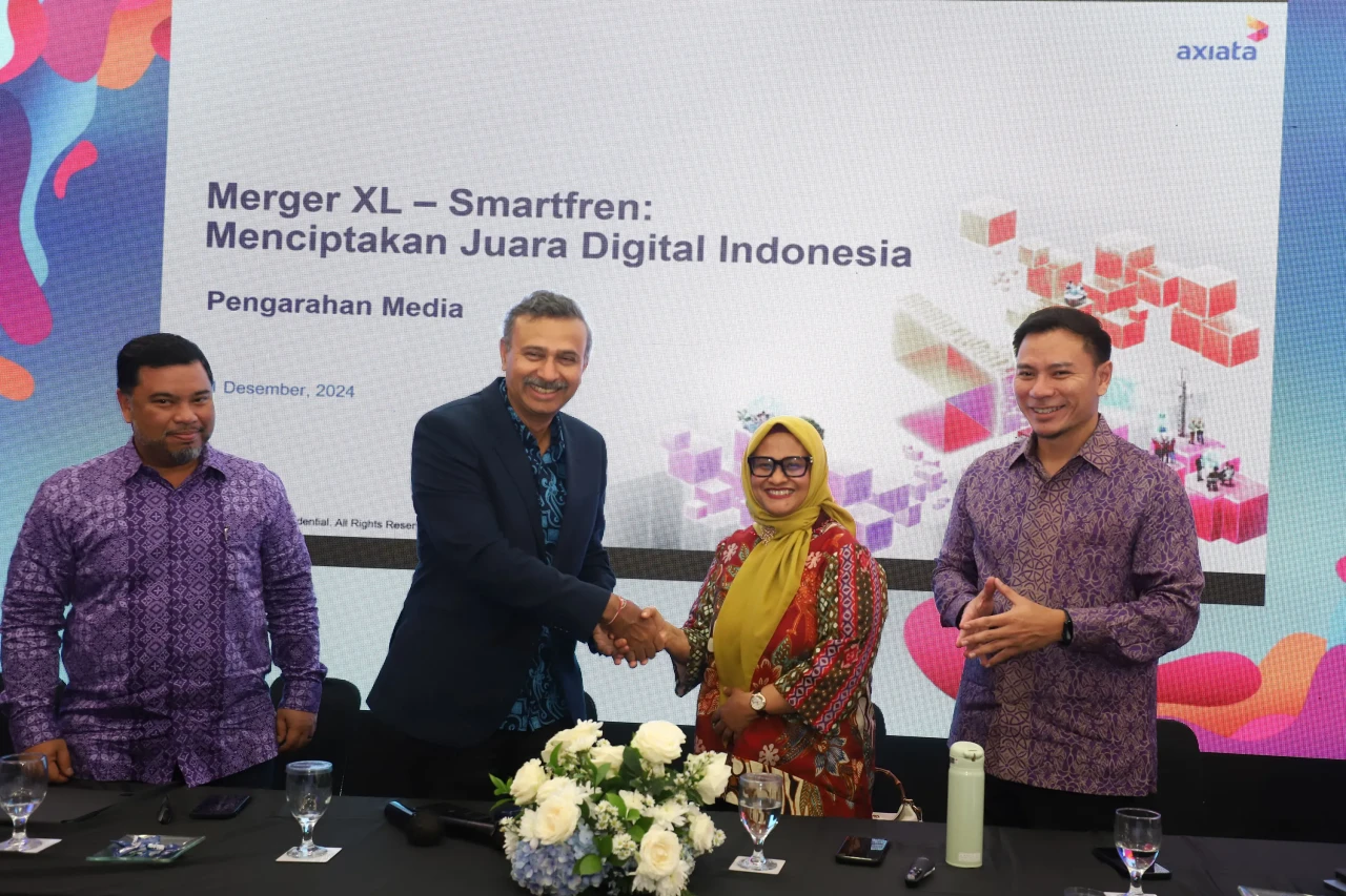 XL Axiata dan Smartfren...