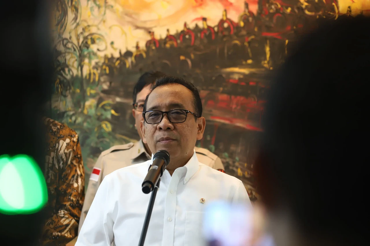 Menko PMK Siapkan Rumah...