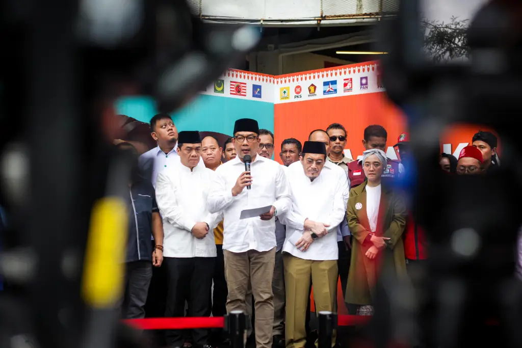 Ridwan Kamil Legawa...