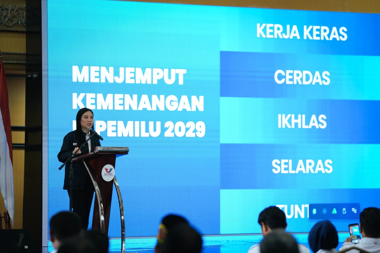 Angela Tanoesoedibjo...