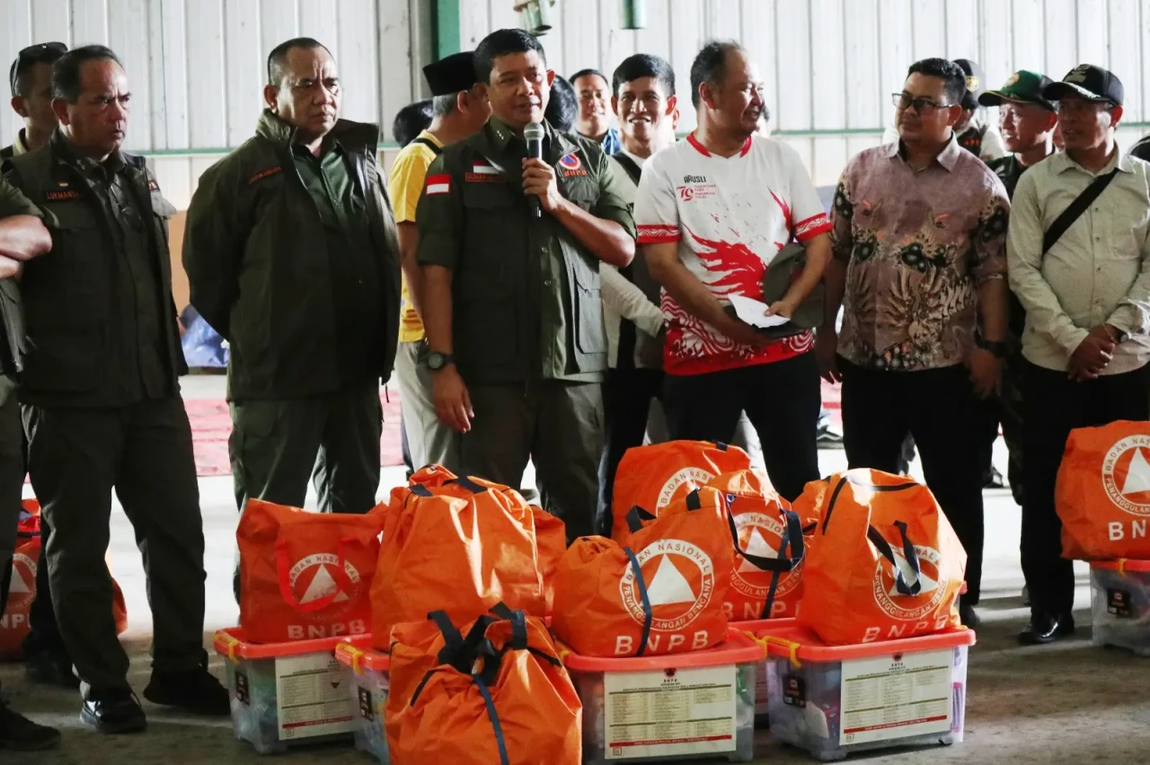 Kepala BNPB Sambangi...