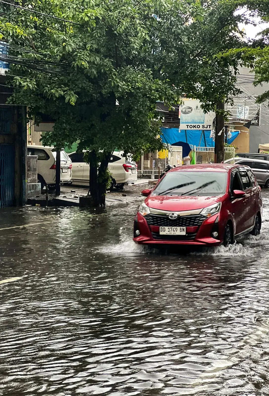 Makassar Diterjang Banjir