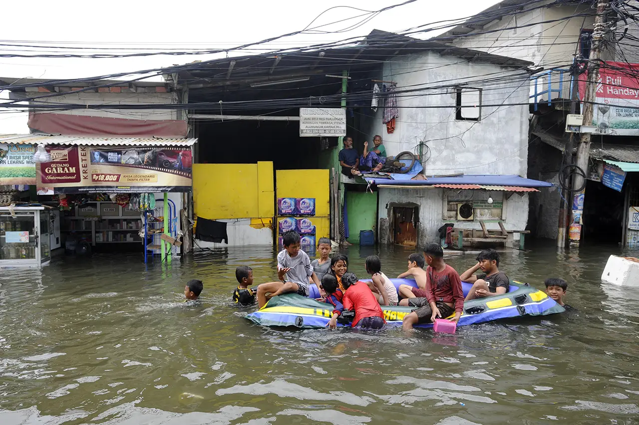 Banjir Rob 1,4 Meter...