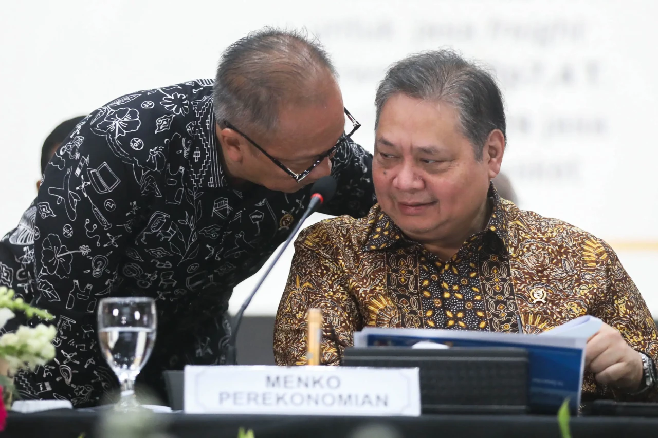 Pemerintah Siapkan Paket...
