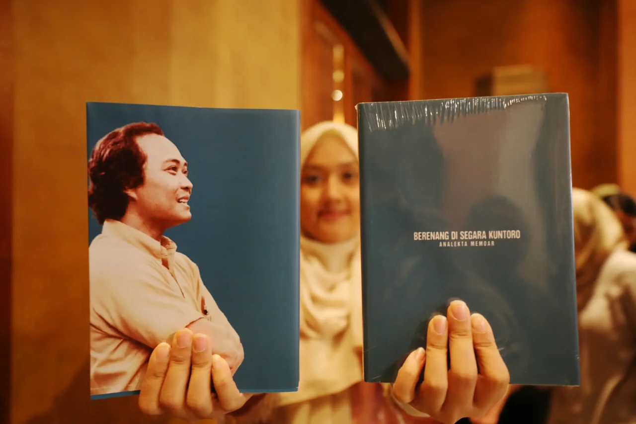 Peluncuran Buku Memoar...