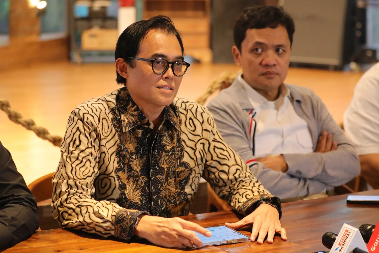 Konferensi Pers Dewan...