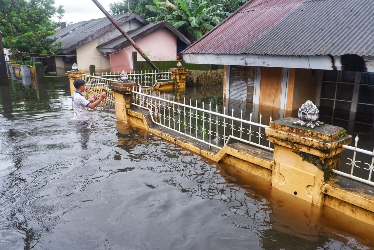 Bencana Banjir-Longsor...