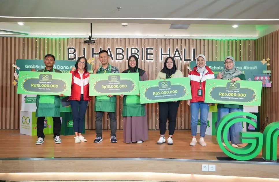 Tutup Tahun 2024, Grab...