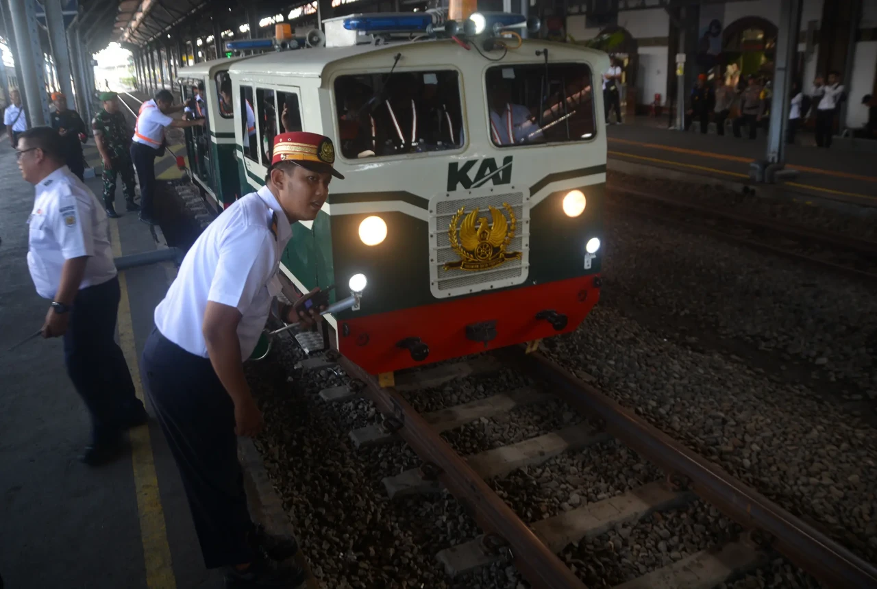 PT KAI Daop 4 Semarang...