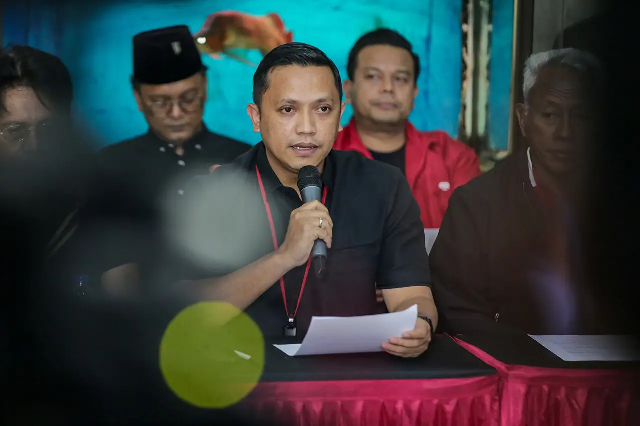 PDIP Tanggapi Penetapan...