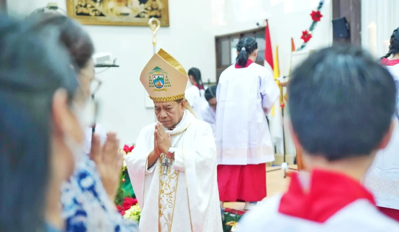 Misa Natal 2024 di Gereja...