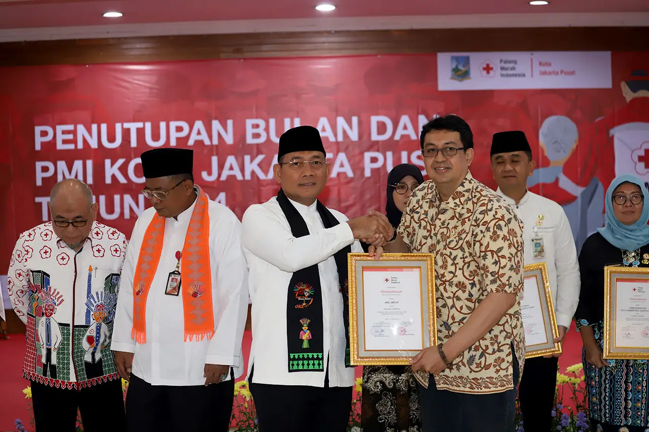 MNC Group Raih Penghargaan...