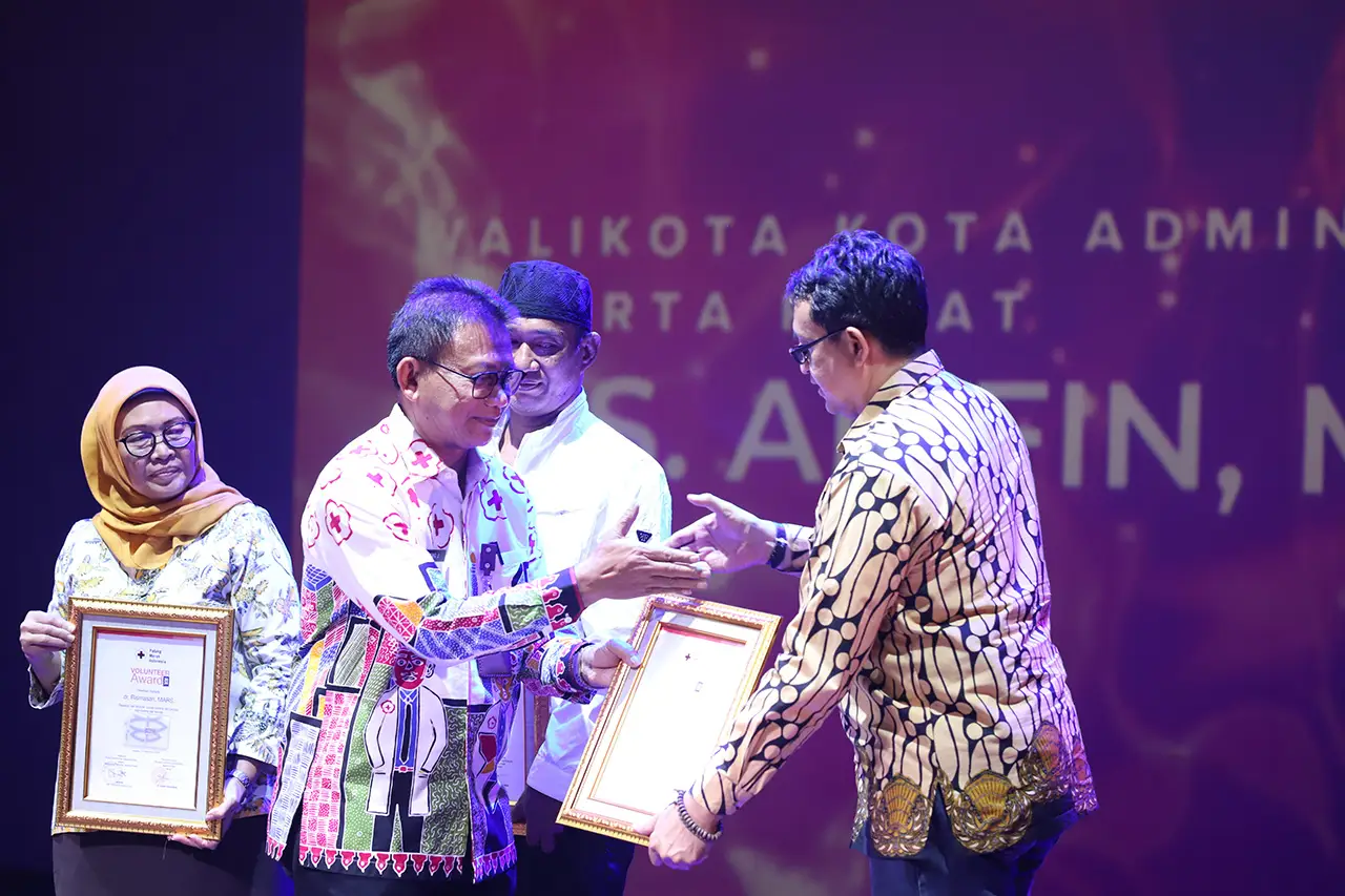 Relawan MNC Peduli Raih...