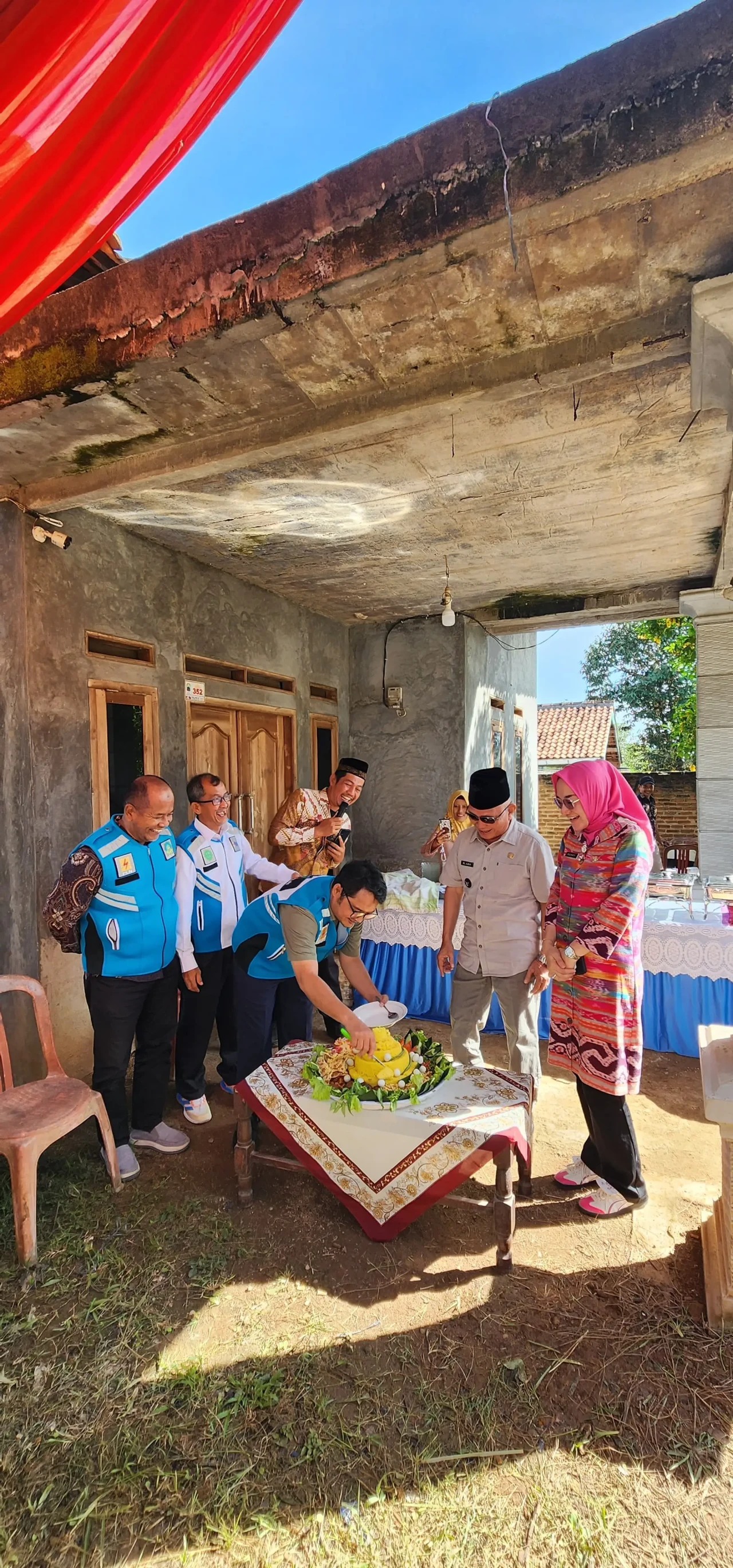 Berdayakan Peternak,...