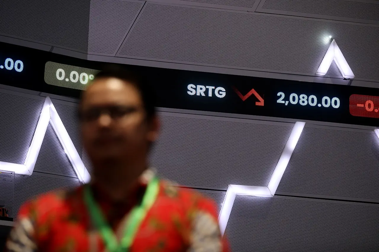 IHSG Menghijau di Awal...