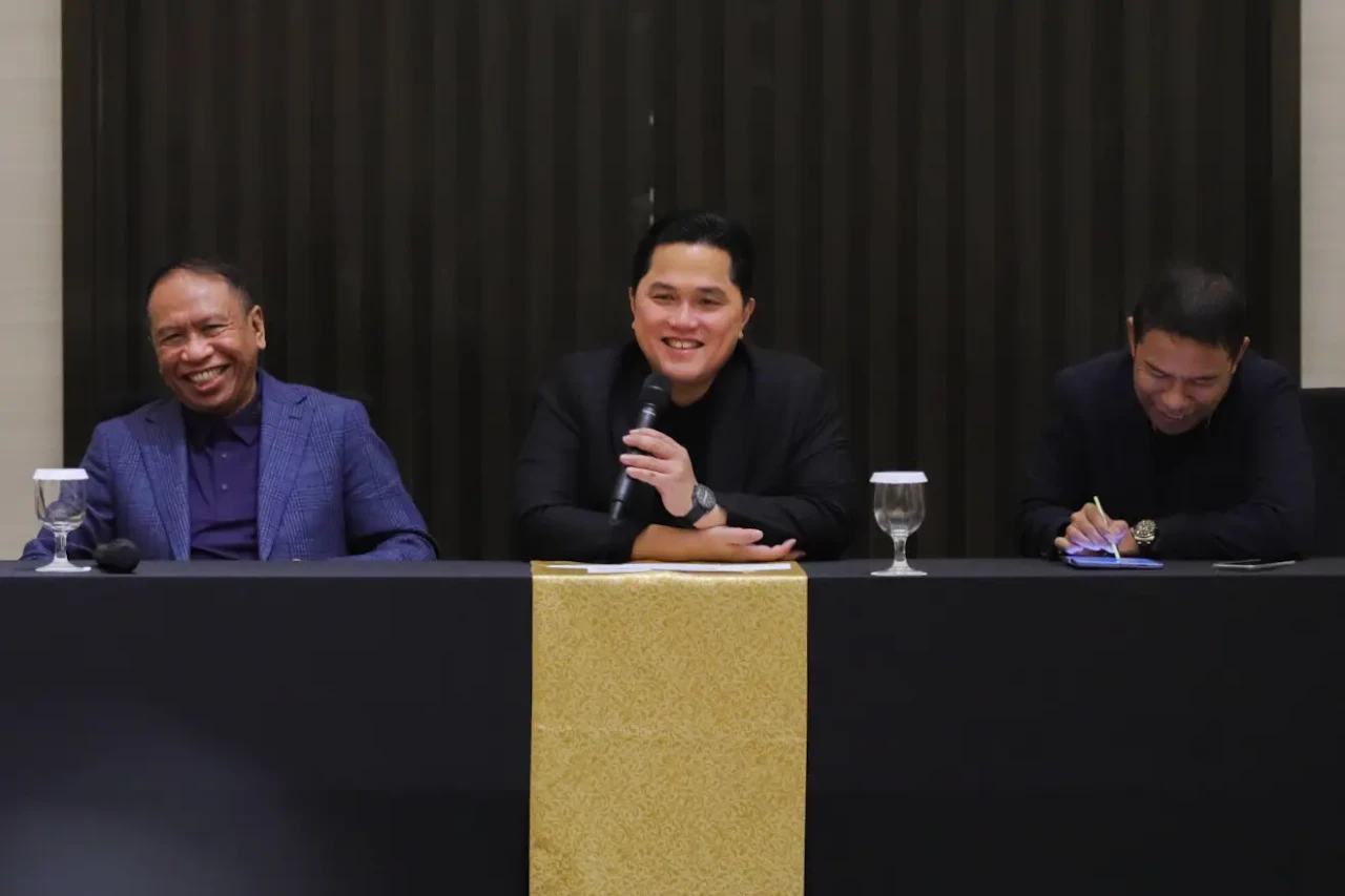 PSSI Resmi Pecat Shin...