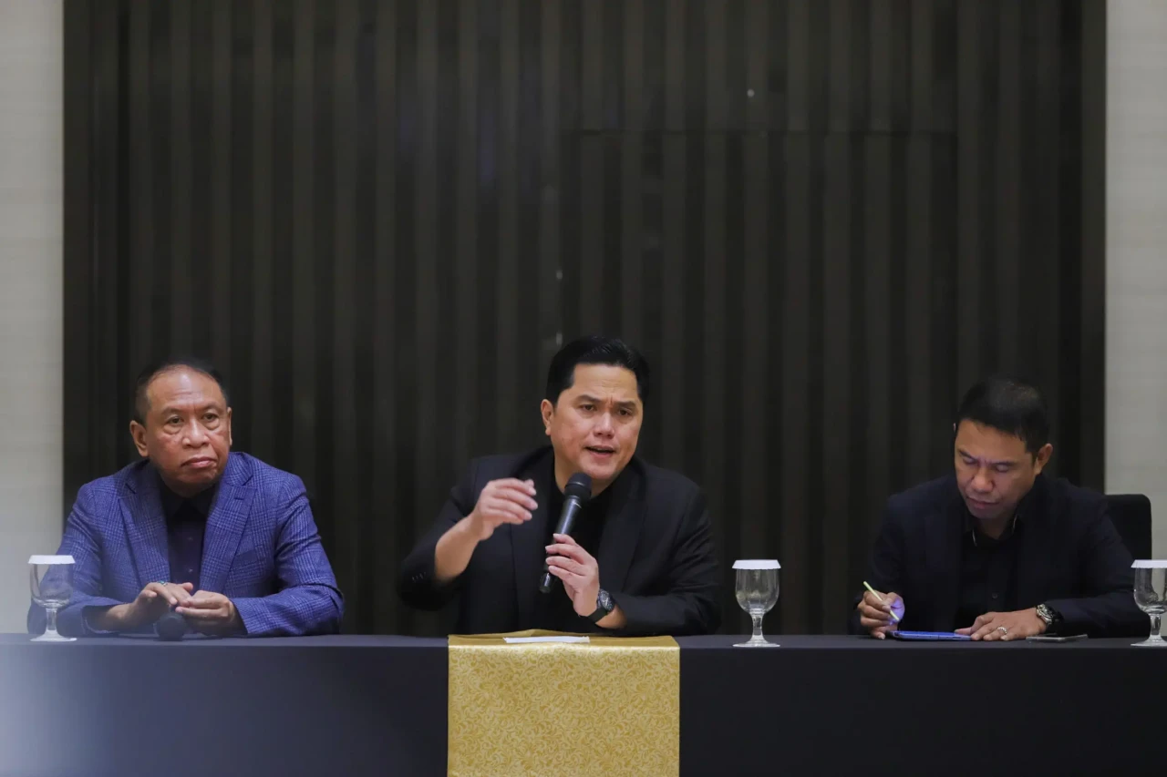 PSSI Resmi Pecat Shin...
