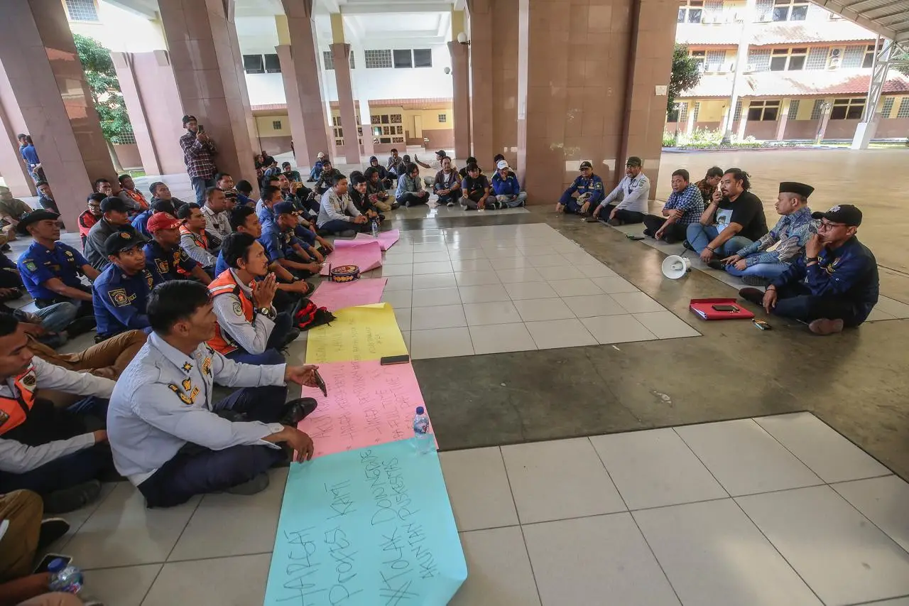 DPRD Kota Tangerang...