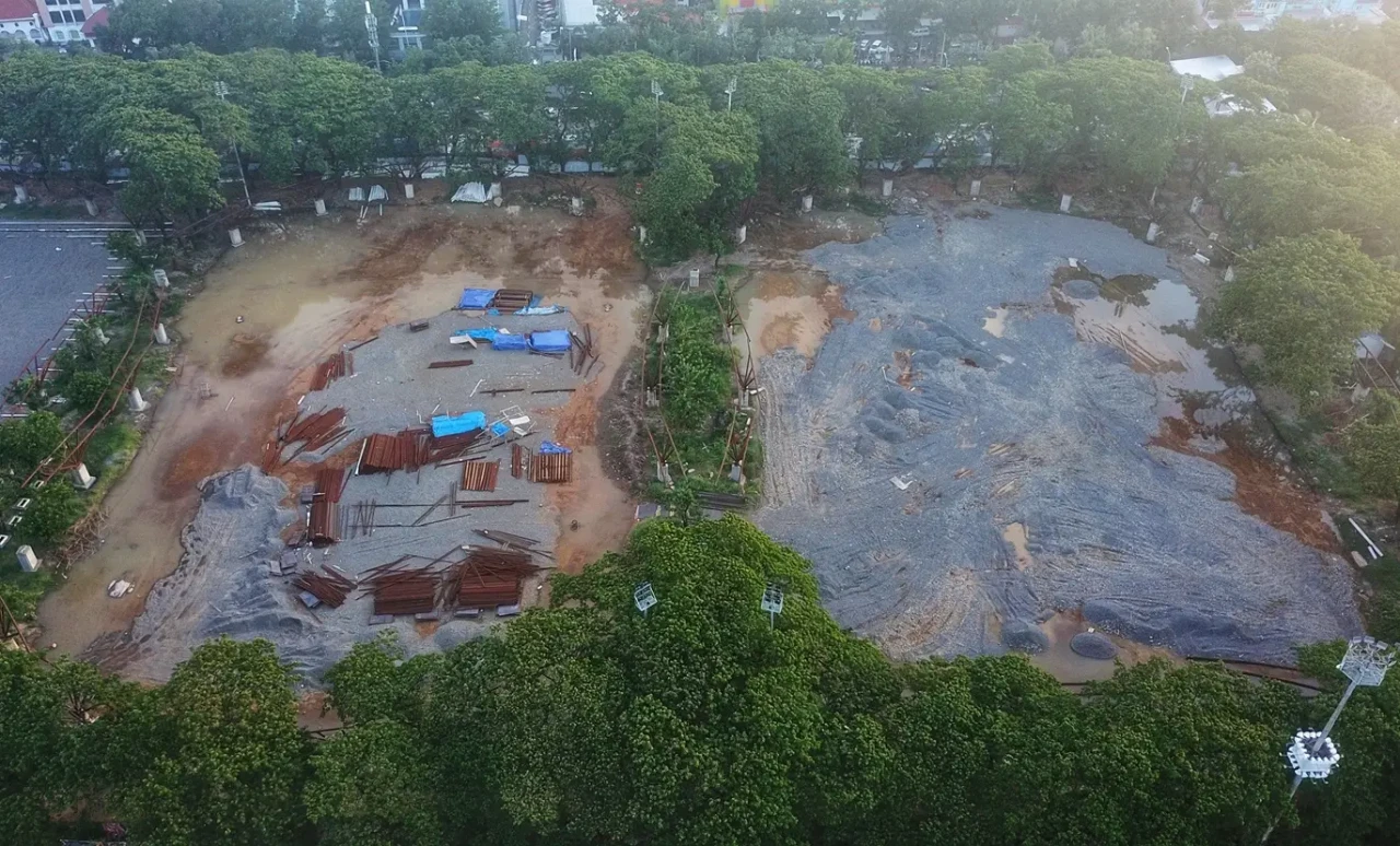 Revitalisasi Lapangan...