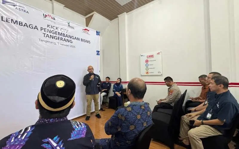 Kembangkan UMKM di Solear...