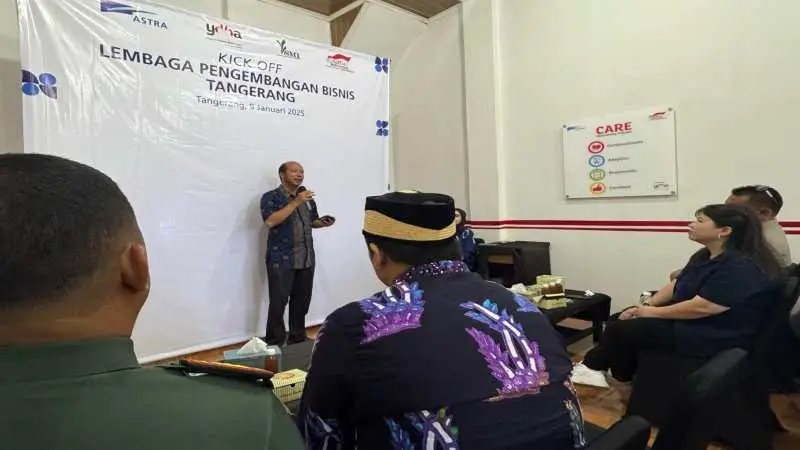 Kembangkan UMKM di Solear...
