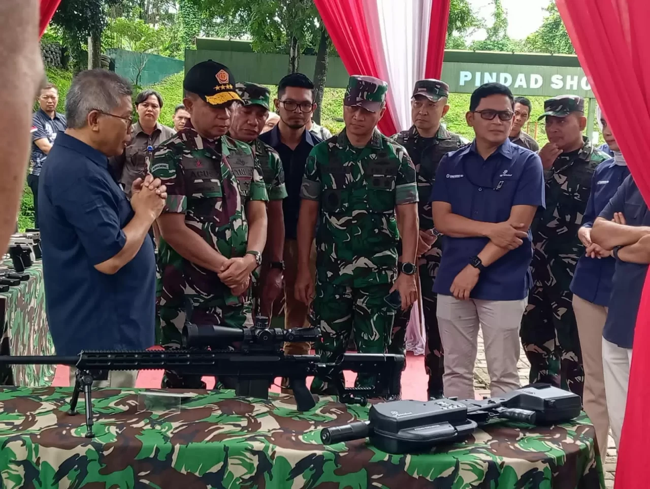 Panglima TNI Tinjau...