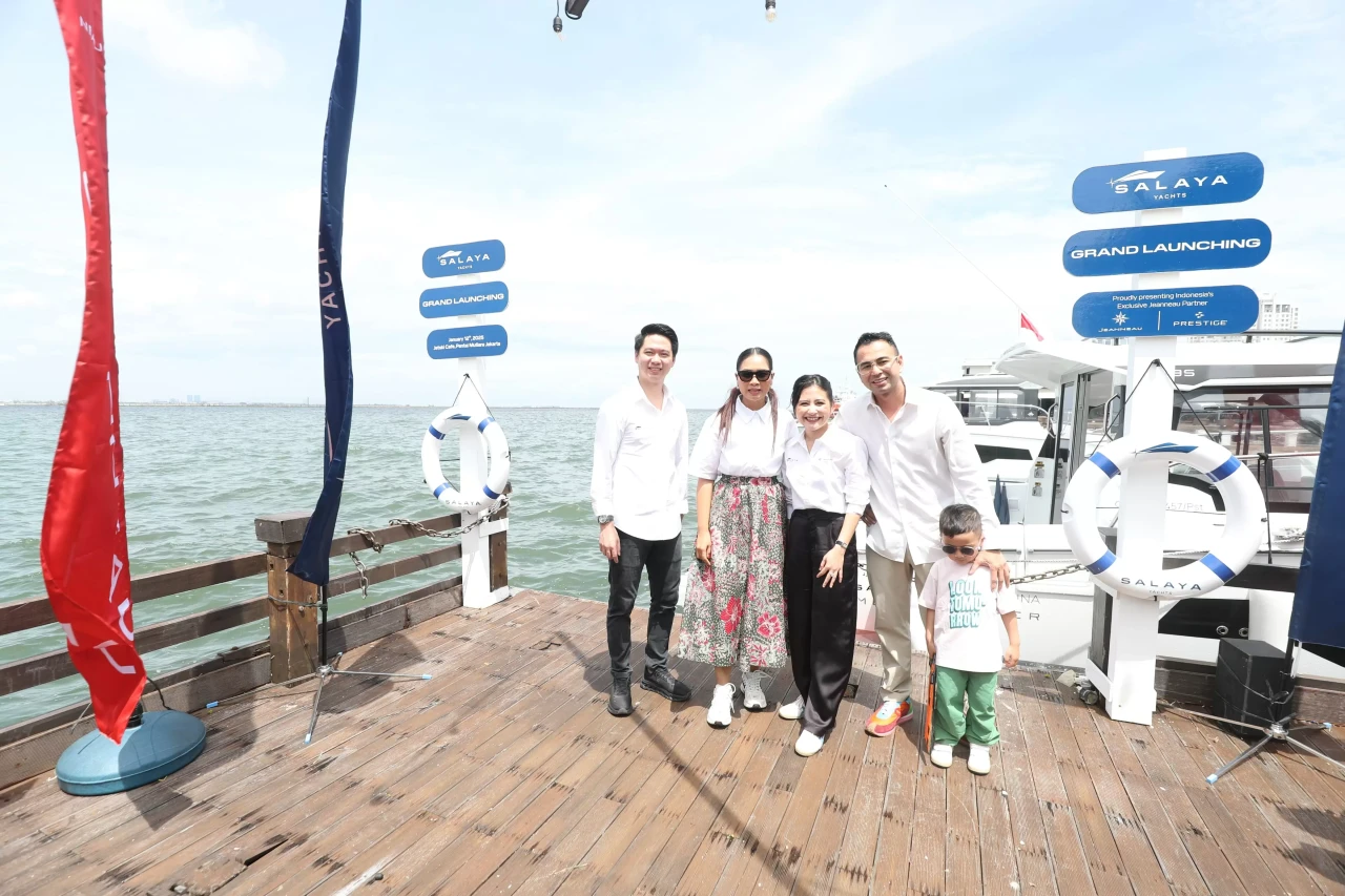 Salaya Yacht Resmi Diluncurkan:...