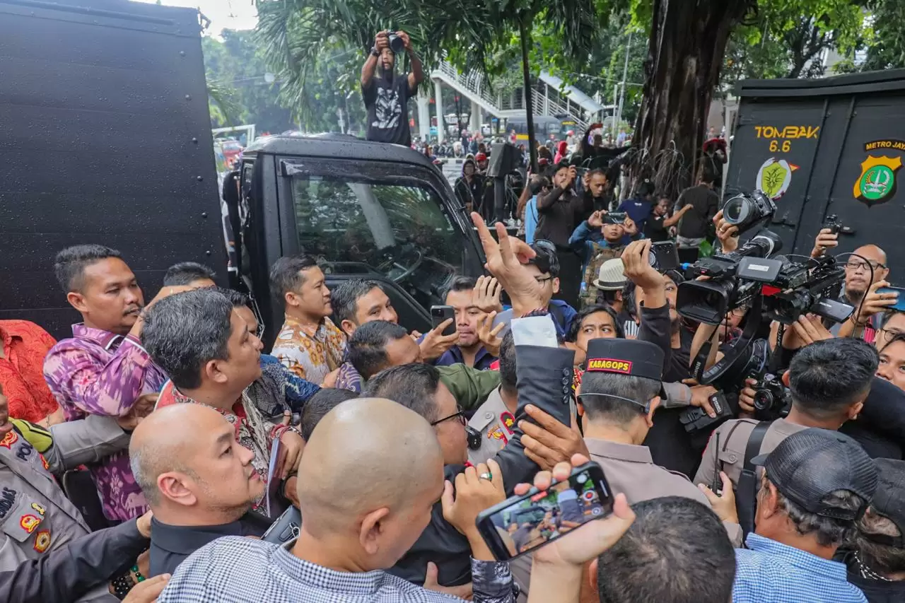 Hasto Kristiyanto Tidak...