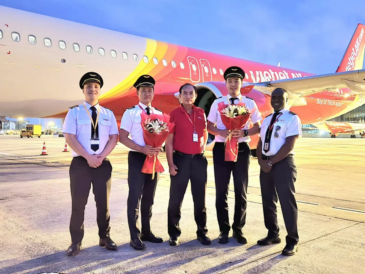 Vietjet Sambut Tahun...