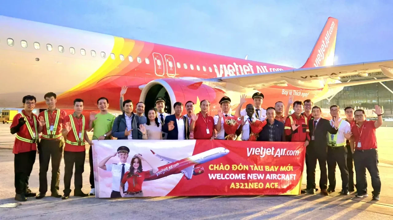 Vietjet Sambut Tahun...