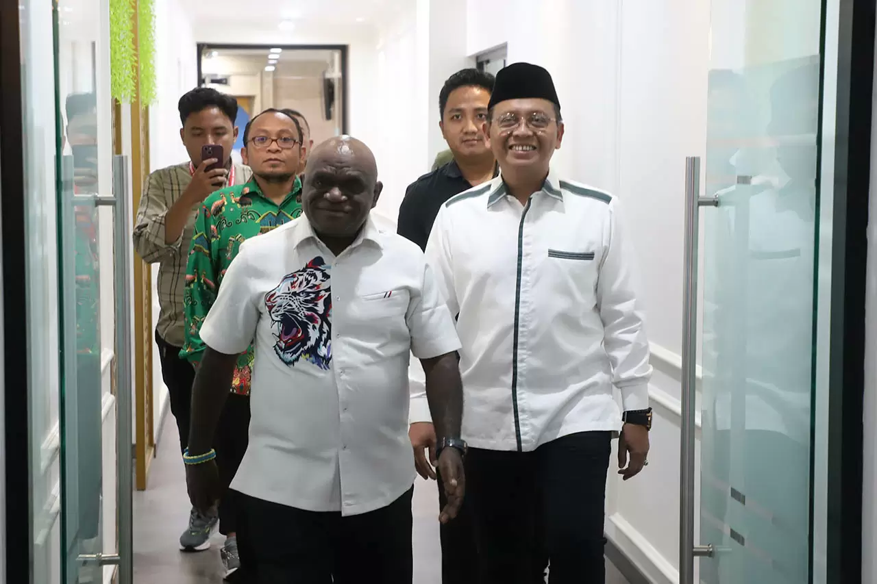 Menteri HAM dan Ketum...