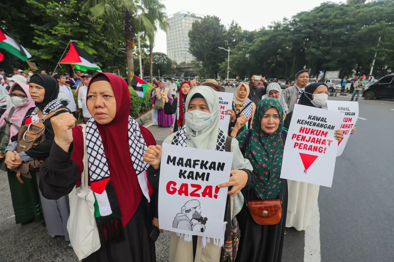 Aliansi Rakyat Indonesia...