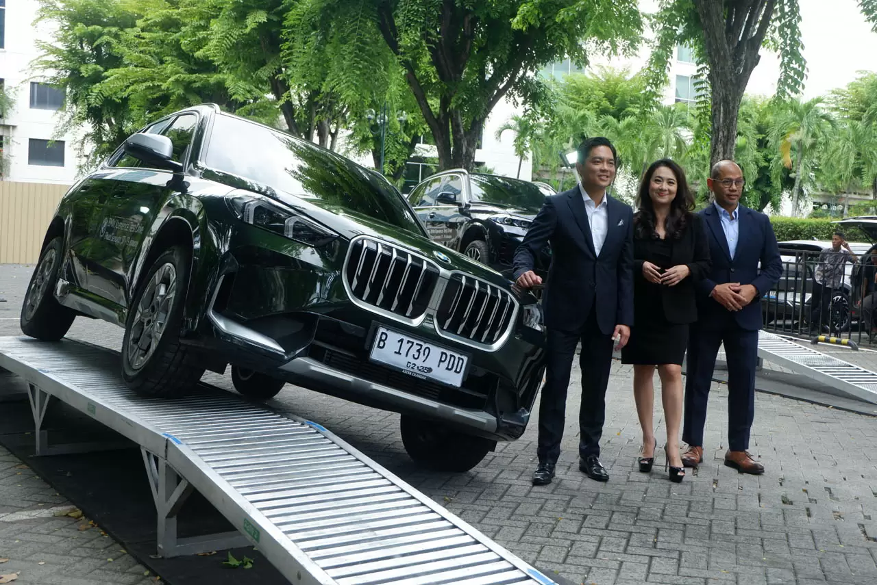 BMW Indonesia Hadirkan...