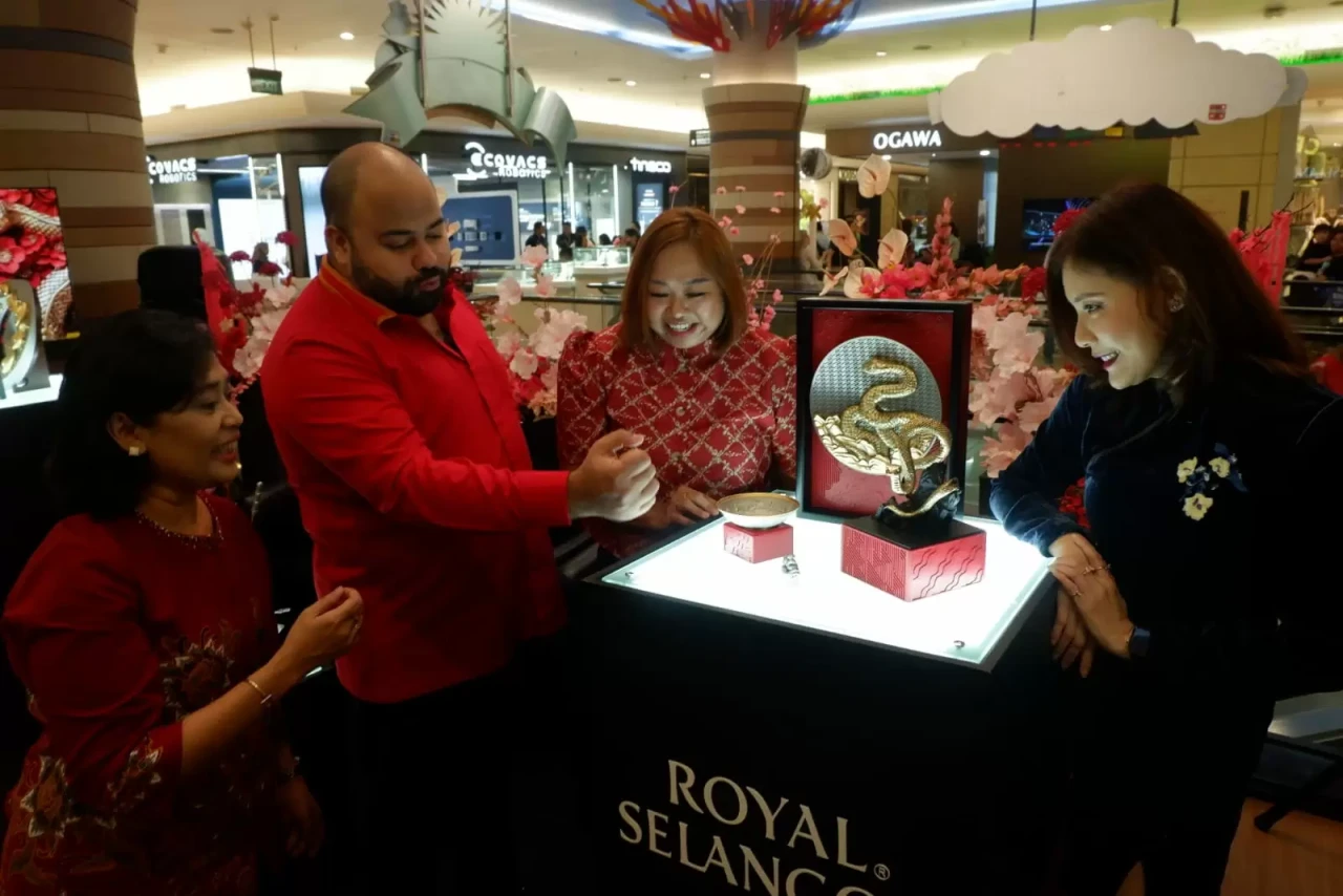 Royal Selangor Luncurkan...