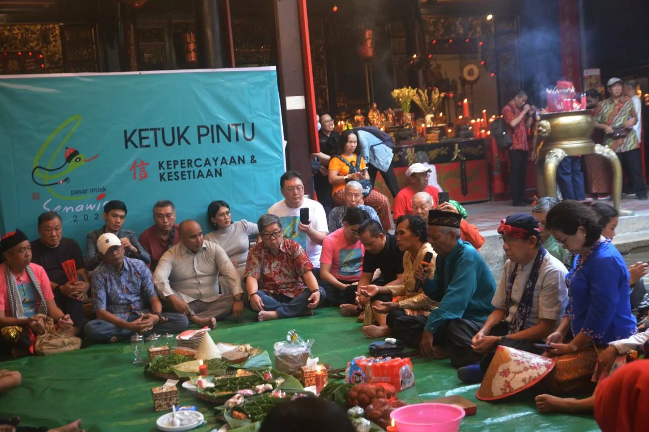 Tradisi Ketuk Pintu...