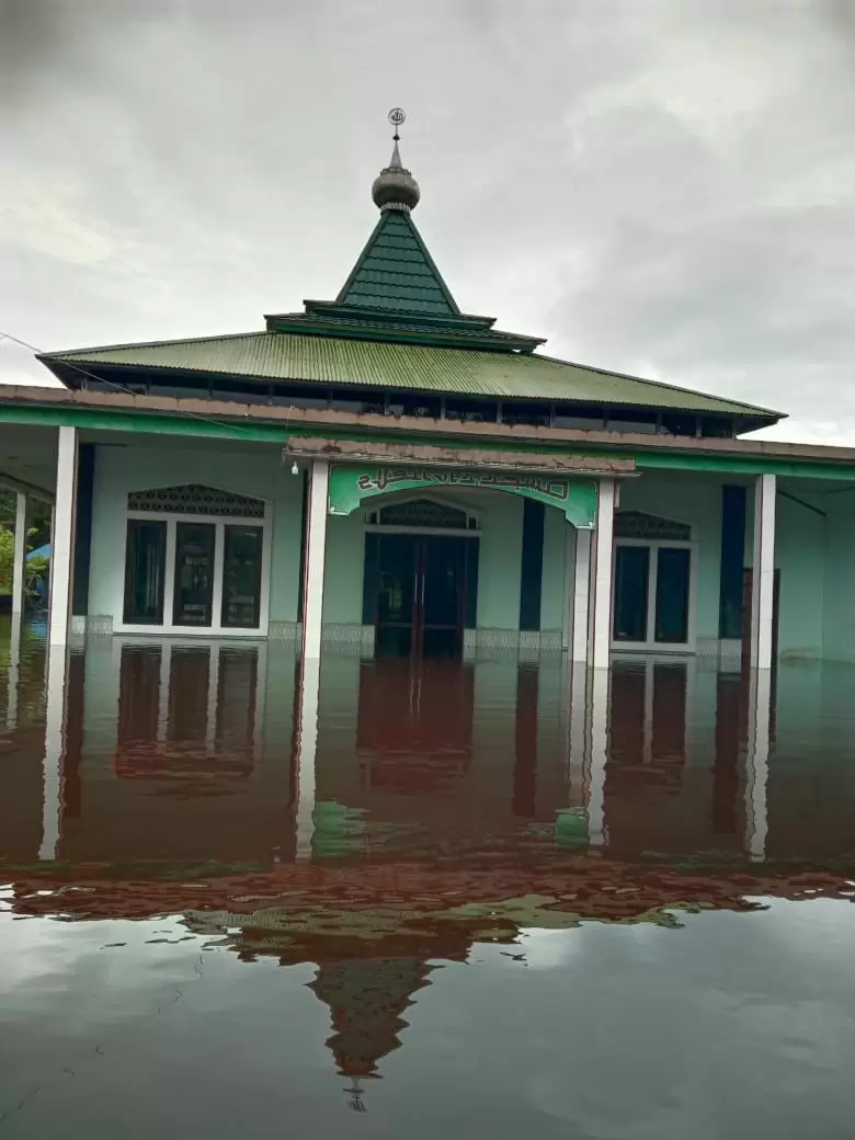 Banjir Kepung WIlayah...