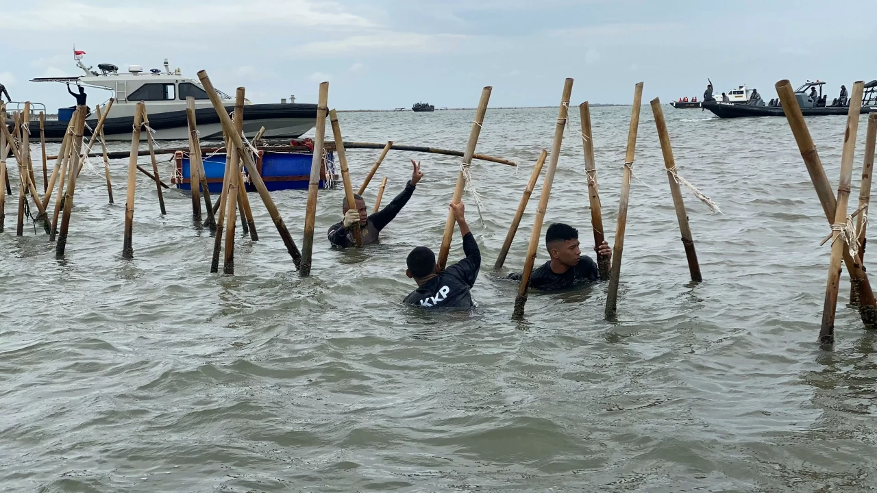Antusias Ribuan Nelayan...