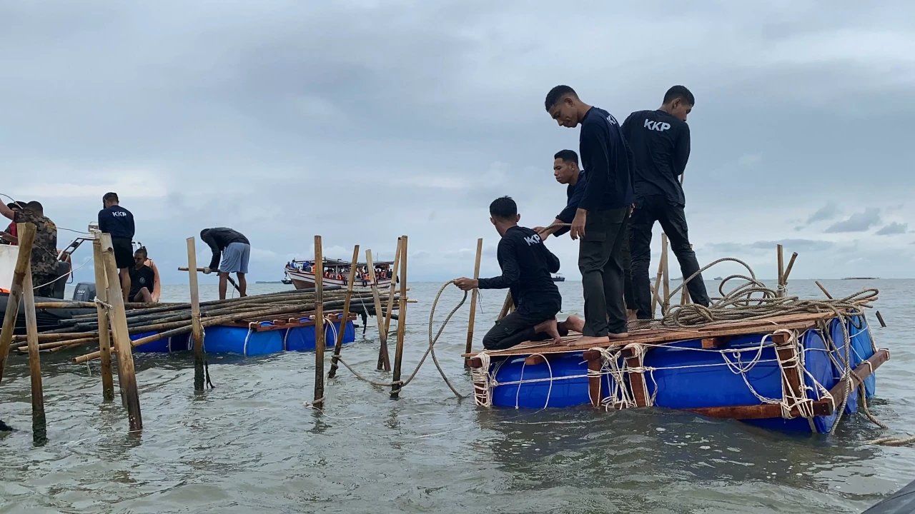 Antusias Ribuan Nelayan...