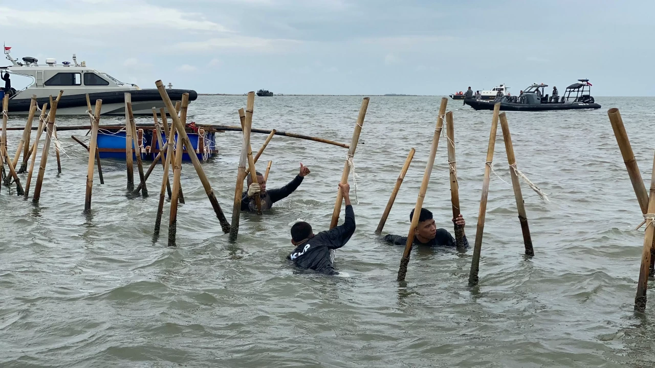 Antusias Ribuan Nelayan...