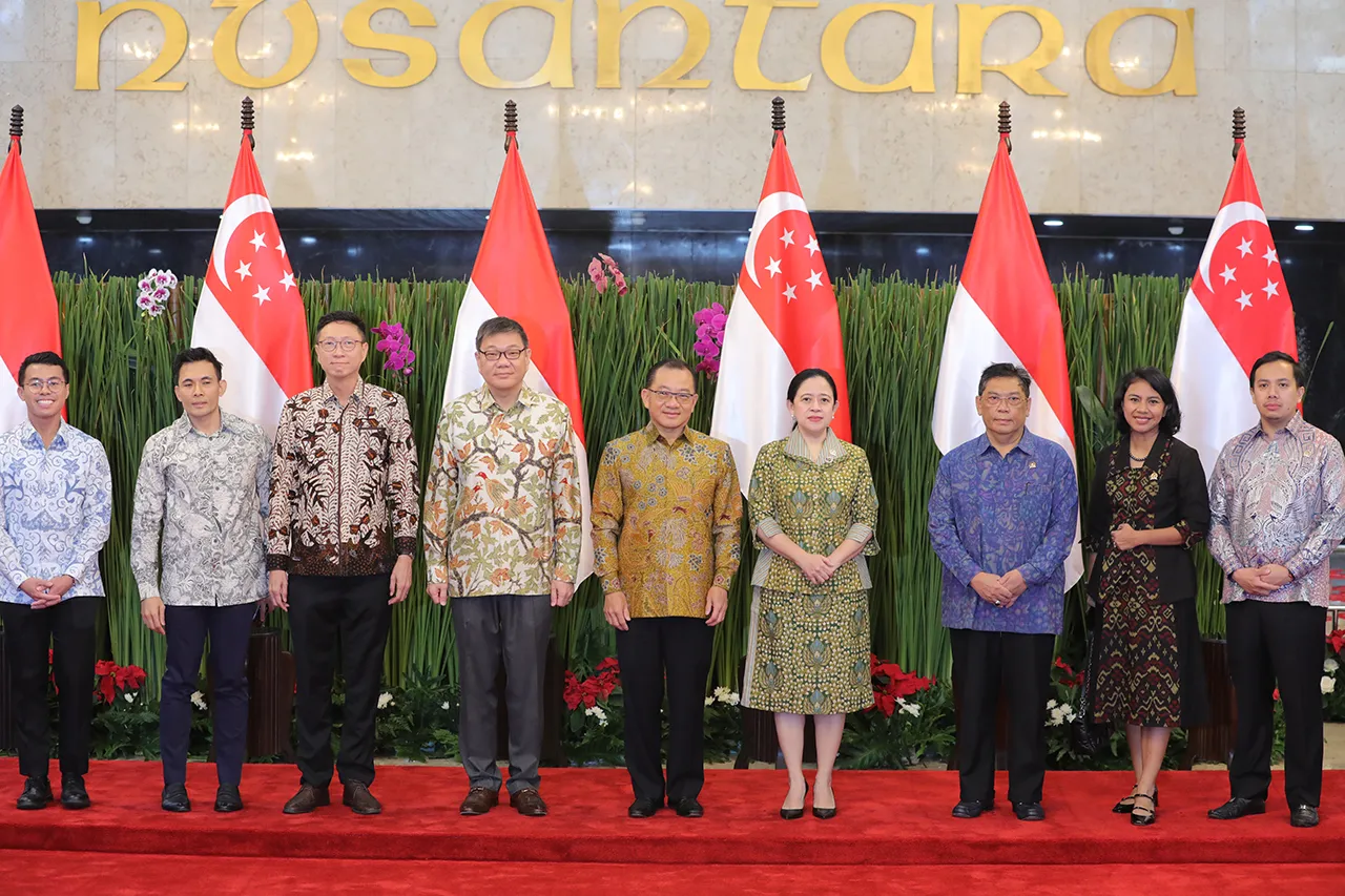 Ketua Parlemen Singapura...
