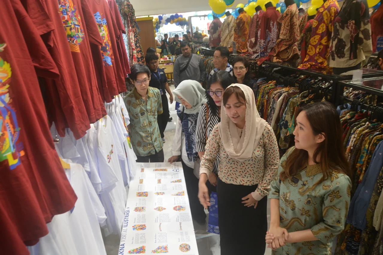 Wajah Baru Batik Benang...