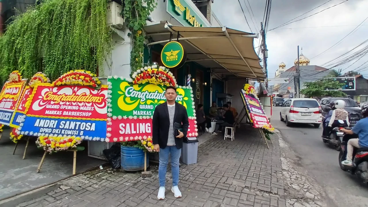 Buka Lapangan Pekerjaan,...