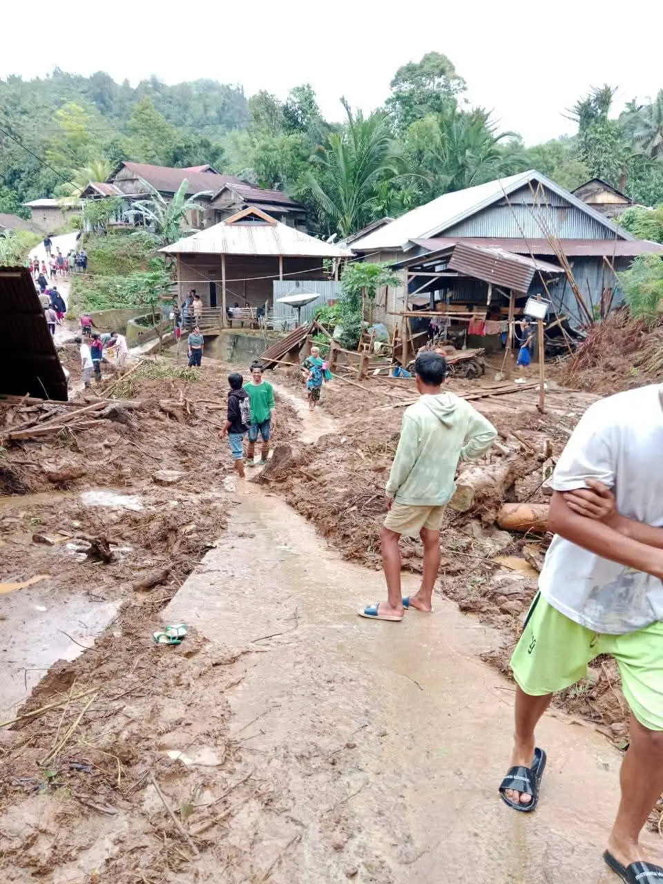 Empat Kecamatan di Mamuju...