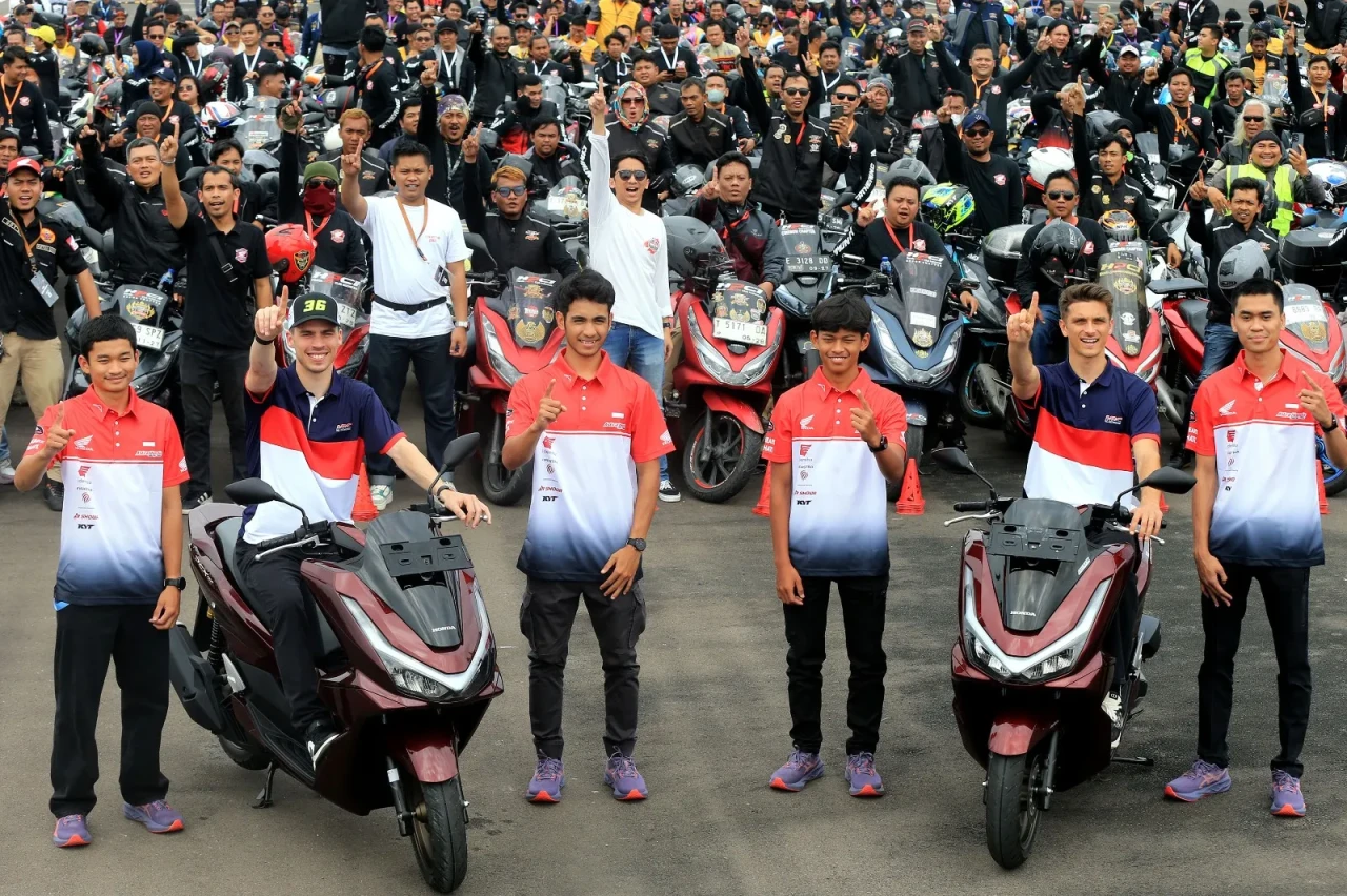 Peluncuran Honda Racing...
